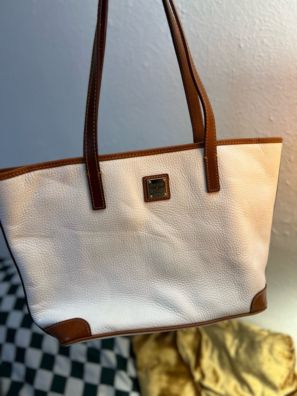 Dooney & Bourke Pebble Leather purse